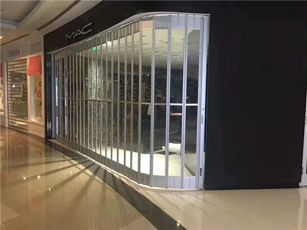 水晶卷簾門(mén)